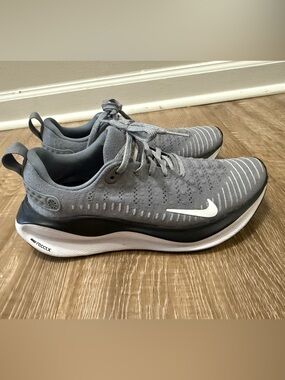 Nike React x infinity run 4